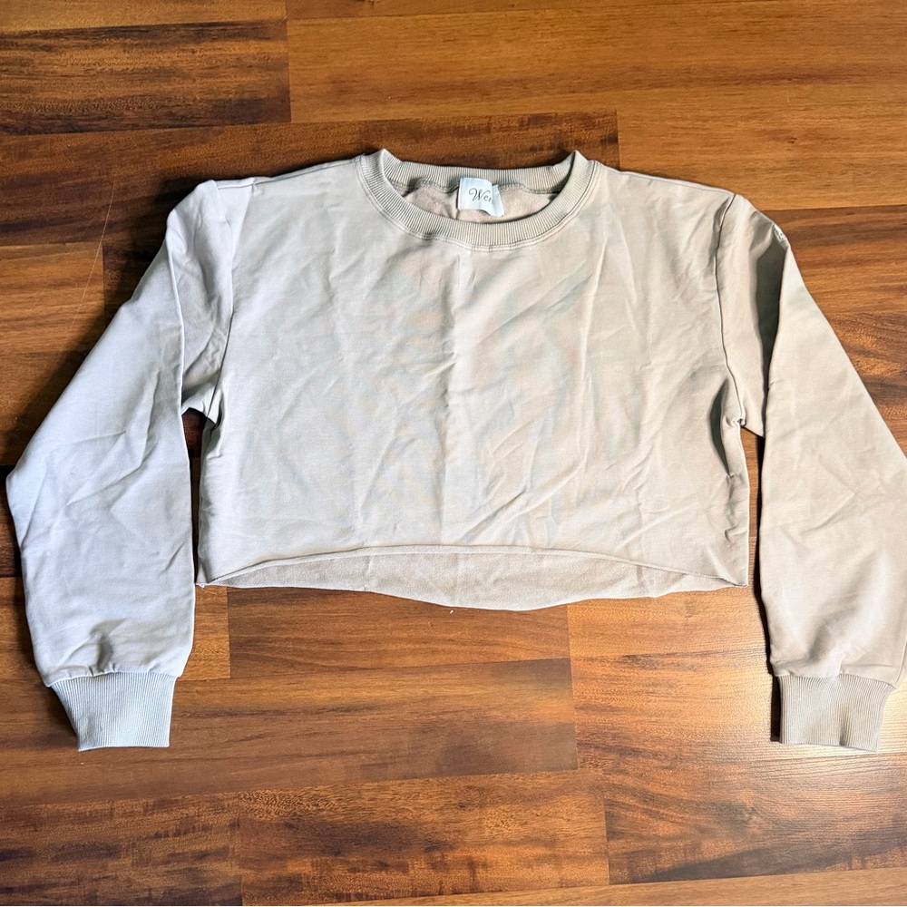Women’s Taupe Cropped Sweatshirt Casual Lounge Pullover Athleisure Top